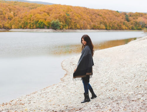 Fall at the Lake: Cozy Activities for Cooler Weather